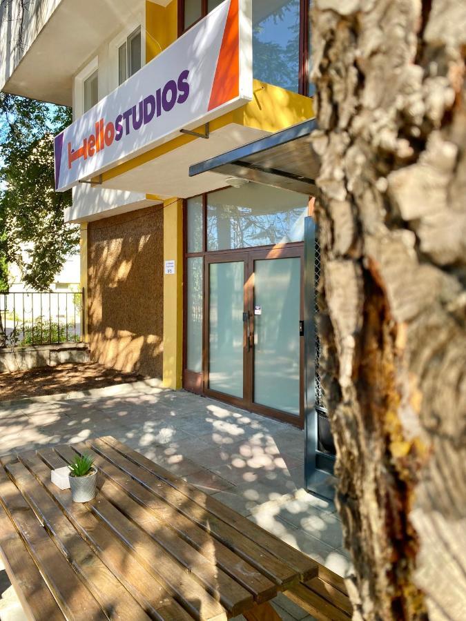 Hello Studios Budget Stays Free Parking & Wifi Стара Загора Екстериор снимка