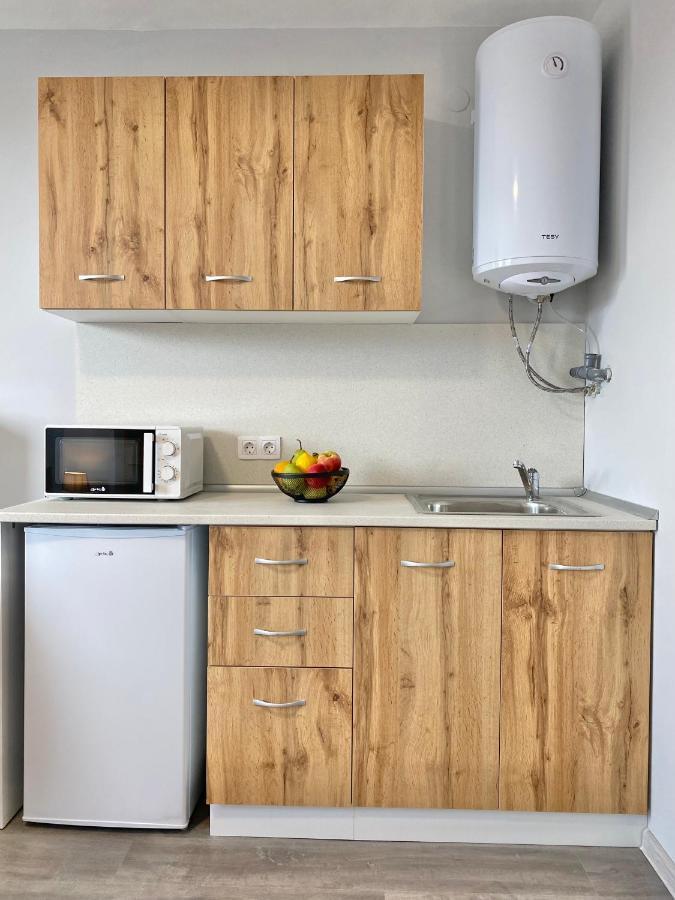 Hello Studios Budget Stays Free Parking & Wifi Стара Загора Екстериор снимка