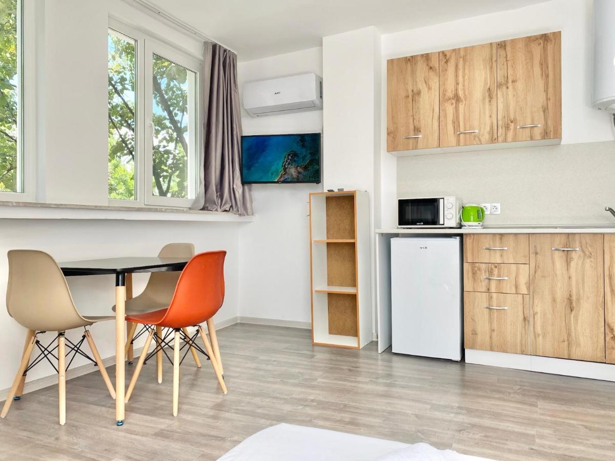 Hello Studios Budget Stays Free Parking & Wifi Стара Загора Екстериор снимка
