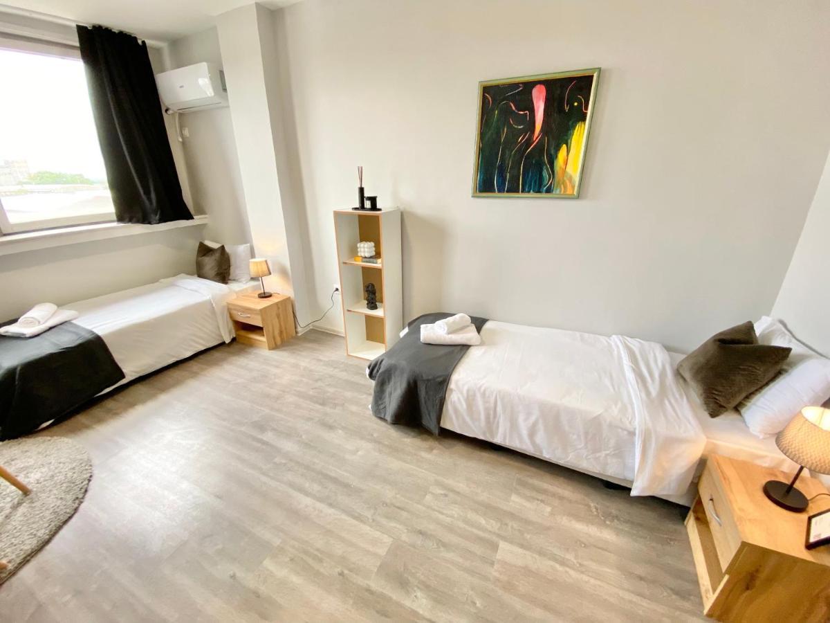 Hello Studios Budget Stays Free Parking & Wifi Стара Загора Екстериор снимка