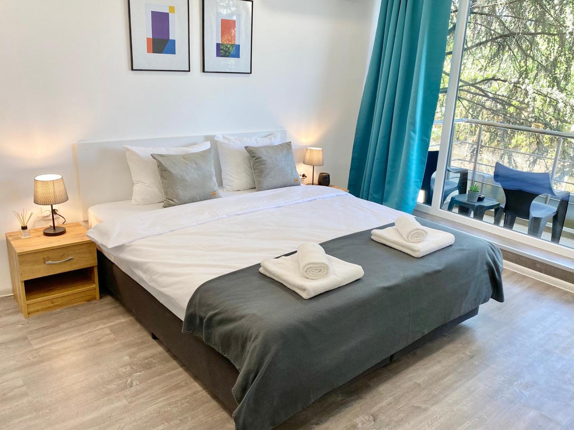 Hello Studios Budget Stays Free Parking & Wifi Стара Загора Екстериор снимка
