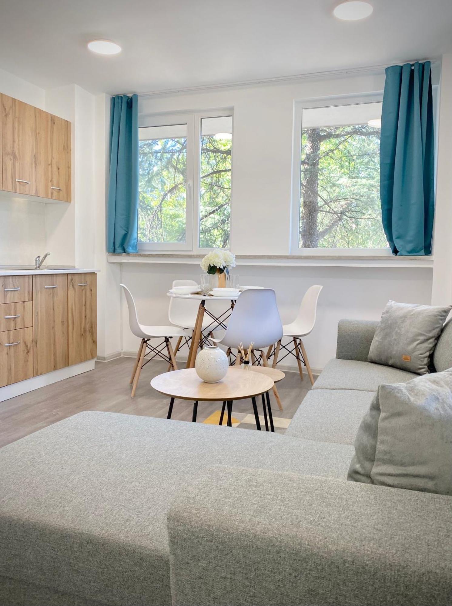 Hello Studios Budget Stays Free Parking & Wifi Стара Загора Екстериор снимка