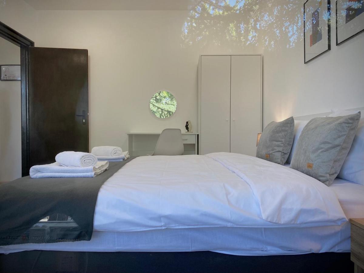 Hello Studios Budget Stays Free Parking & Wifi Стара Загора Екстериор снимка